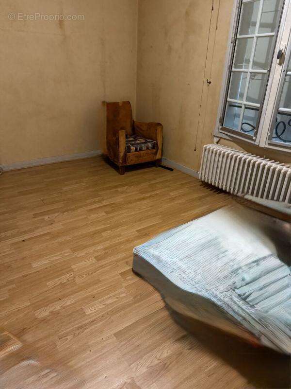 Maison à CHATENOY-LE-ROYAL