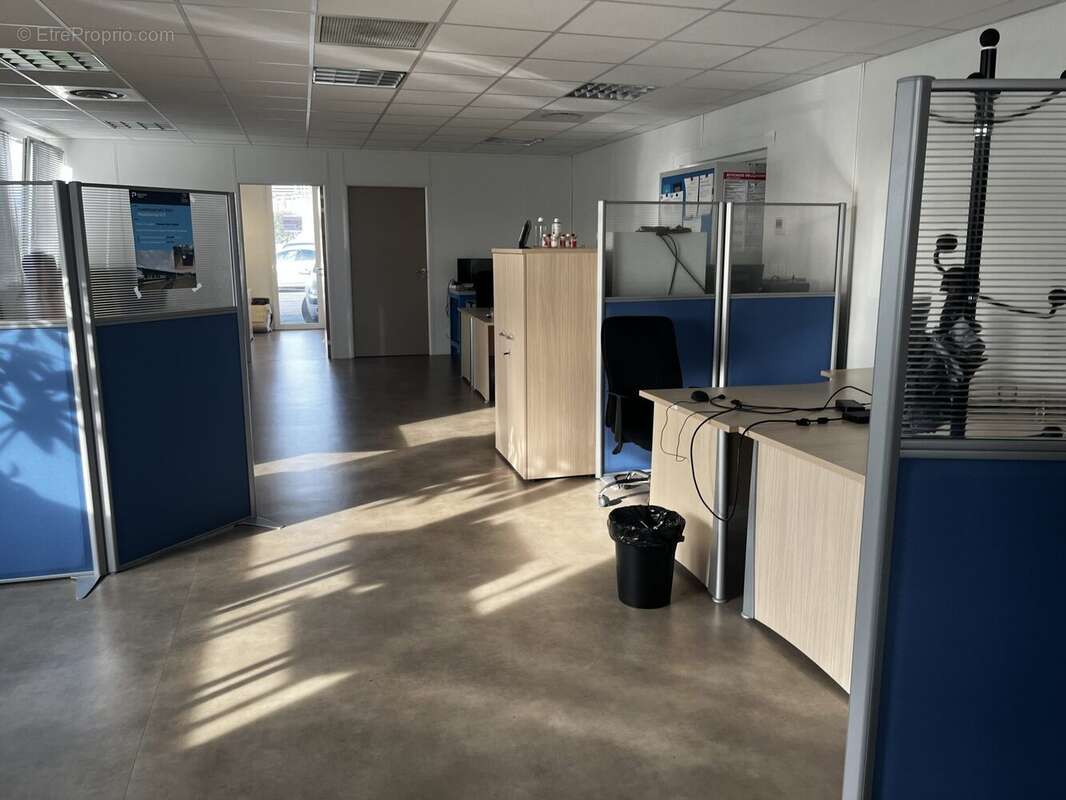 Commerce à MARTILLAC