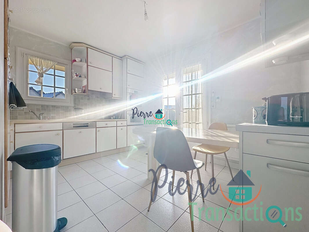 Maison à LILLEBONNE