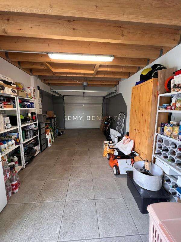 Maison à BELLEGARDE-SUR-VALSERINE