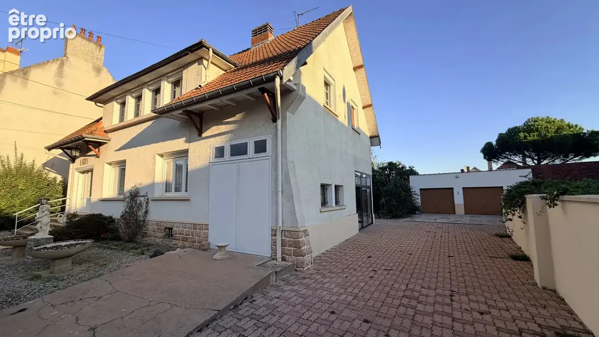 Maison 8 pièces 162 m² à vendre à Lamarche-Sur-Saone (21760) - photo 1