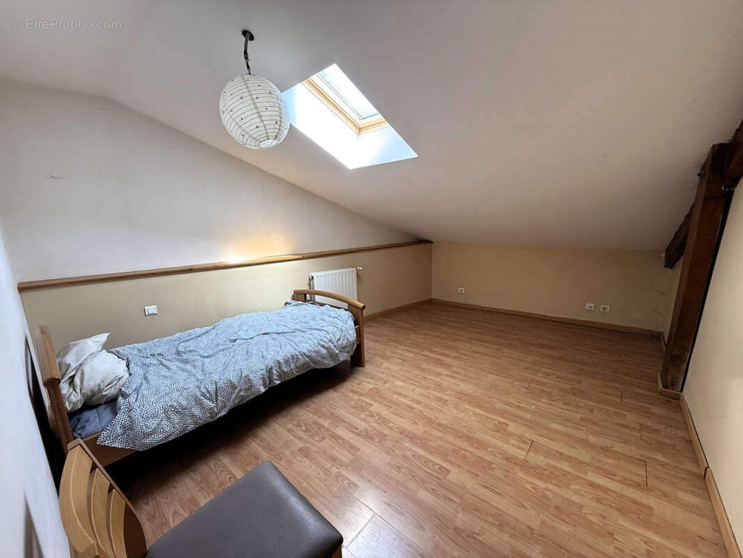 Appartement à SAINT-ROMAIN-EN-GAL