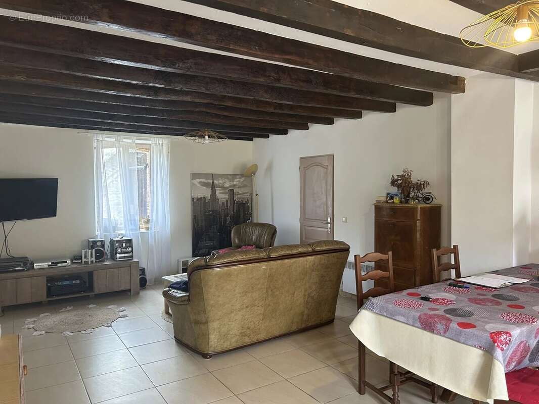 Maison à LA CHATRE-LANGLIN