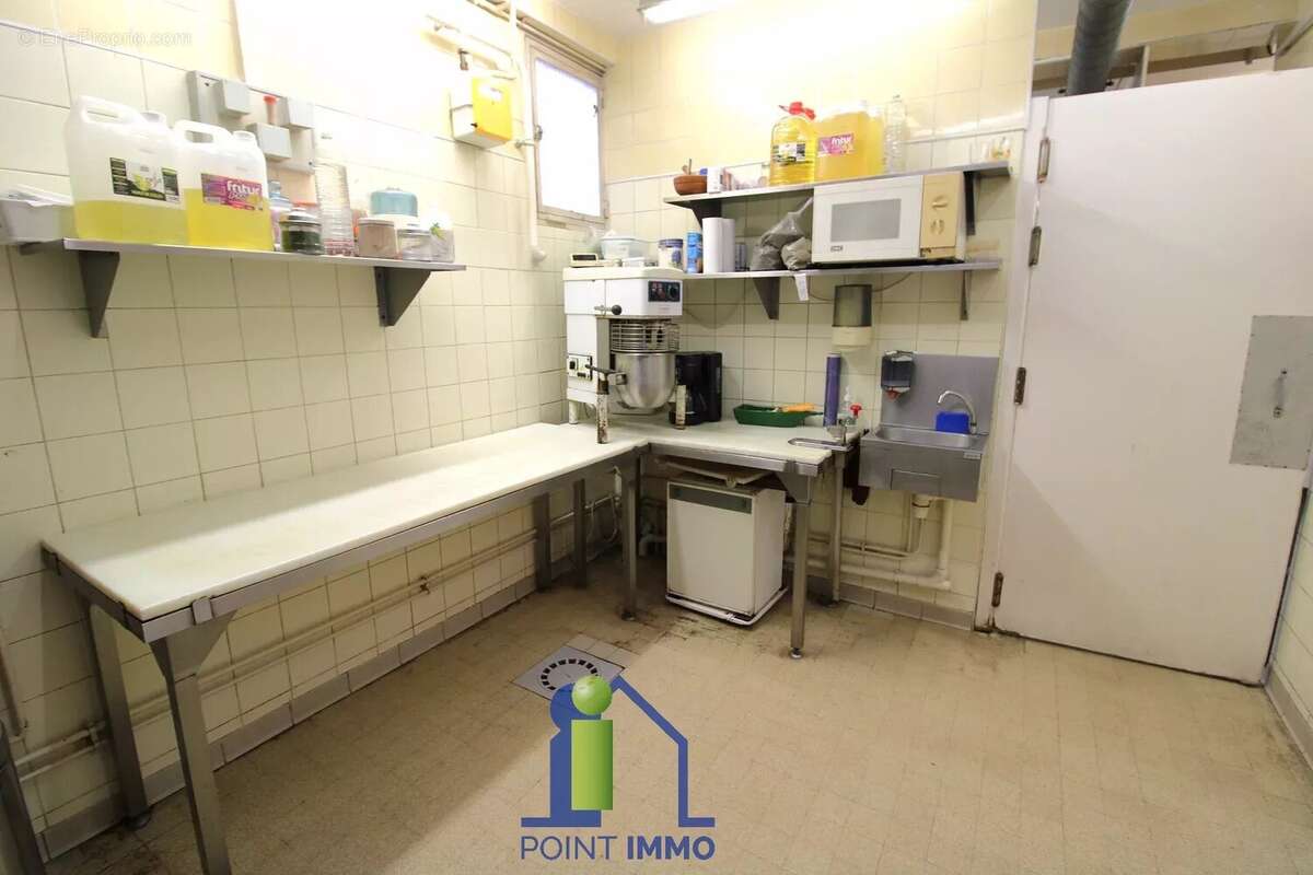 Commerce à MARSEILLE-10E