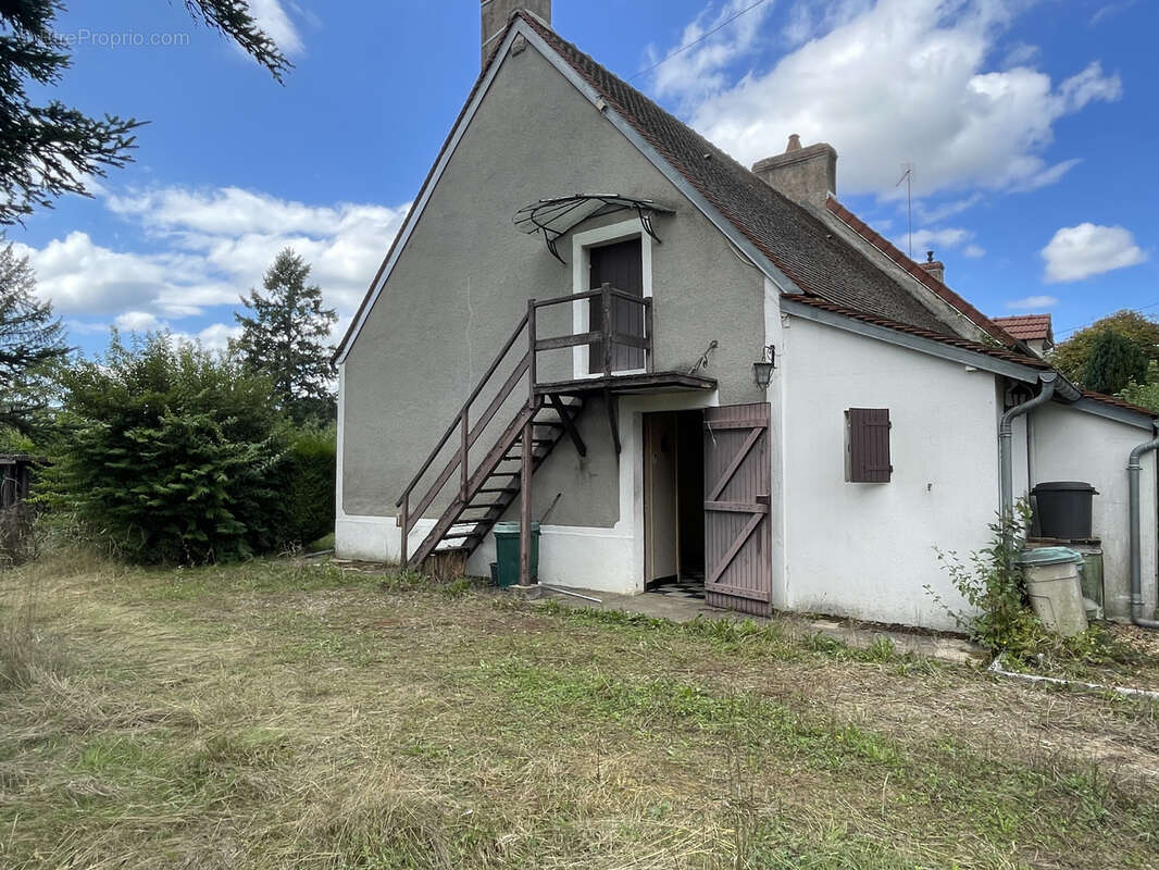 Maison à BEAUMONT-LA-FERRIERE