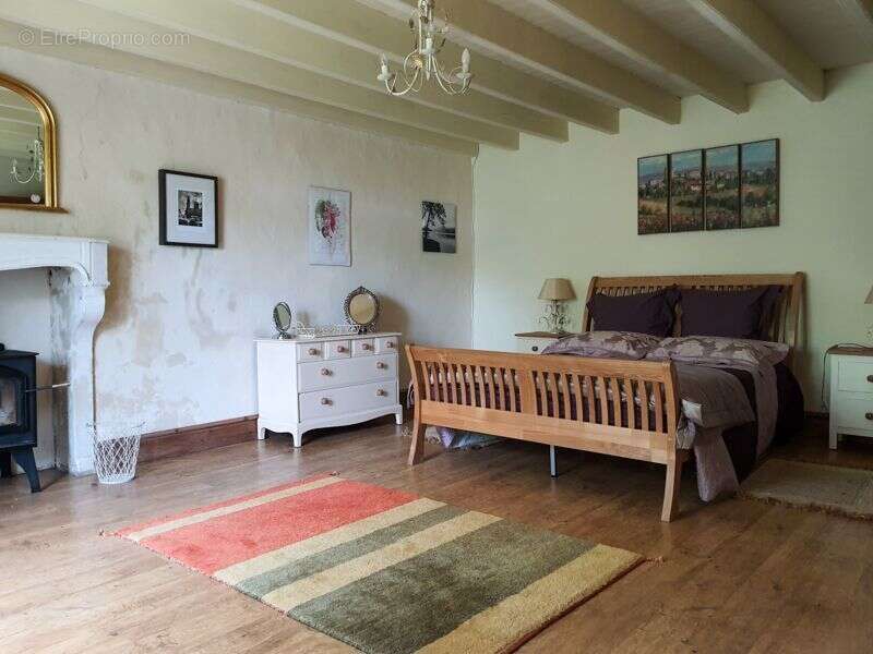 Maison à SAUZE-VAUSSAIS