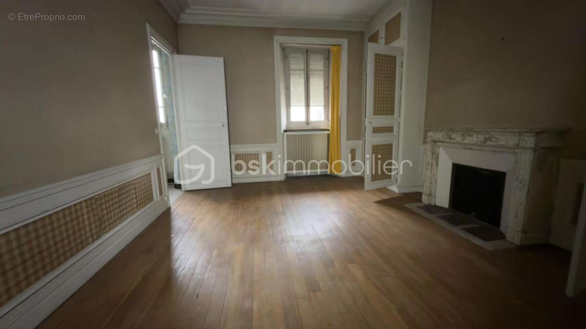 Hôtel particulier d’exception – Plus de 700 m² exploitables – Reims Centre Historique - photo 18