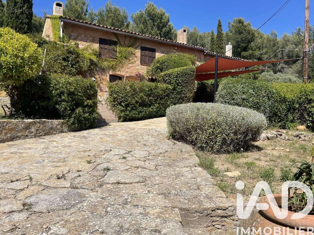Photo 2 - Maison à BANDOL