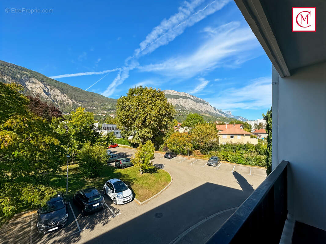 Appartement à LA TRONCHE