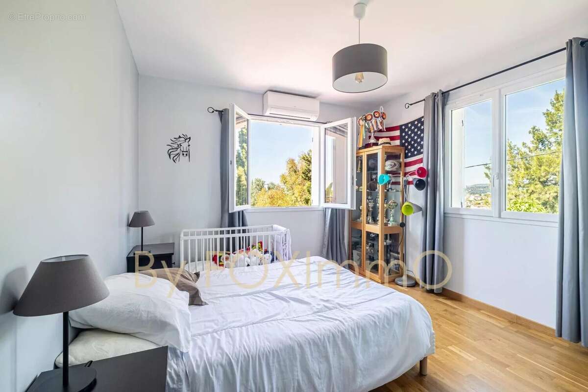 Maison à CAGNES-SUR-MER