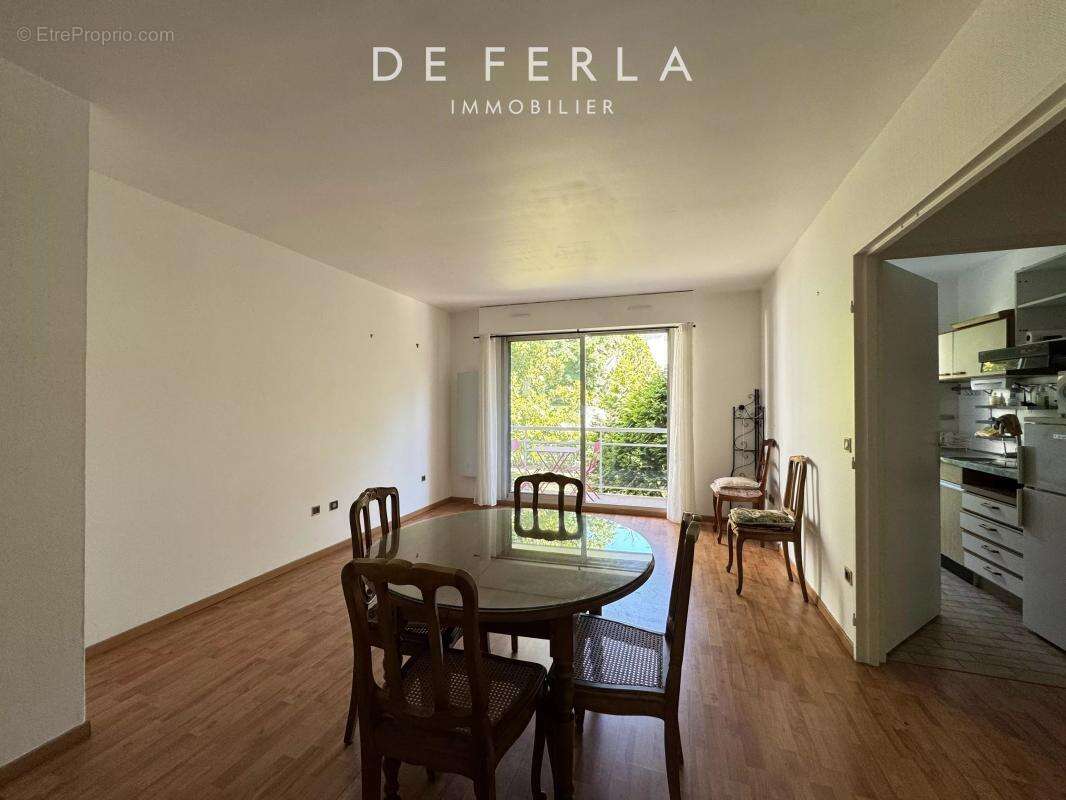 Appartement à MONTROUGE