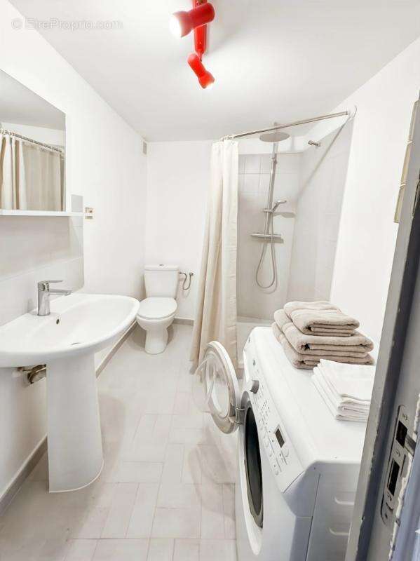 Appartement à LORGUES