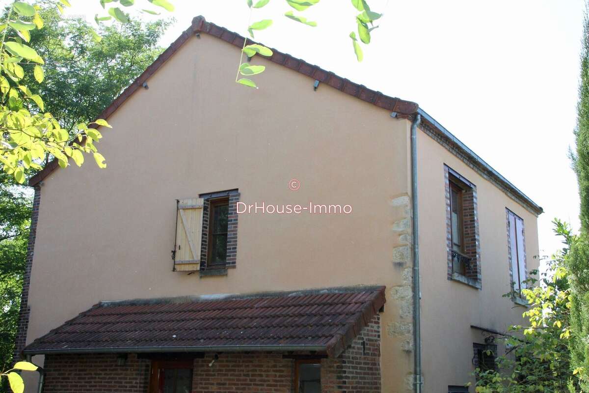 Maison 200 m² à Ferrieres-En-Gatinais  - photo 3
