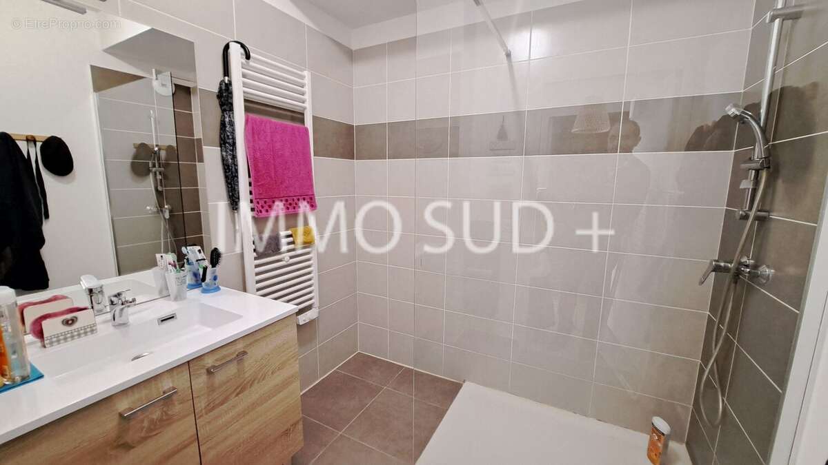 Appartement à CHAMP-SUR-DRAC