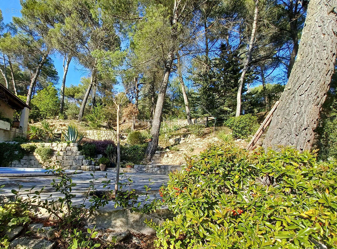 Maison à PIERREVERT