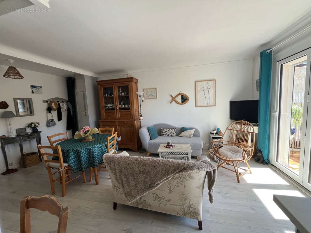 Appartement à FLEURY