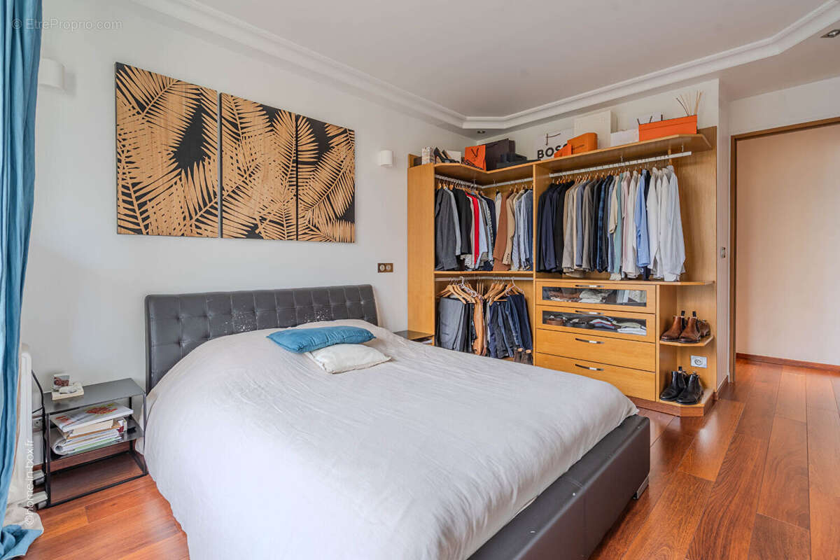 Appartement à LE PLESSIS-TREVISE