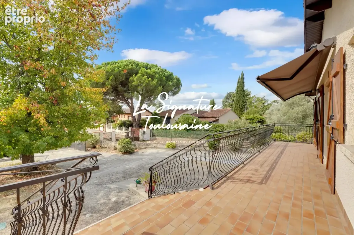Maison 10 pièces 220 m² à vendre à Villeneuve-Tolosane (31270) - photo 2