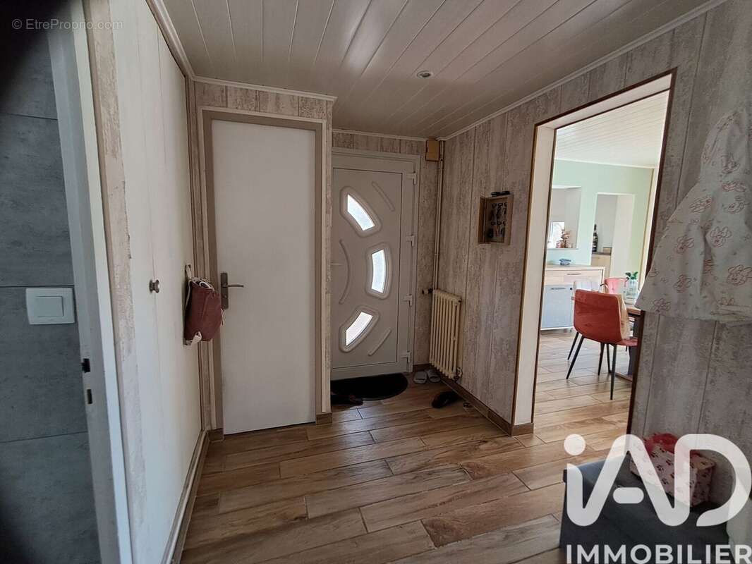 Maison 120 m² à Thouars  - photo 3