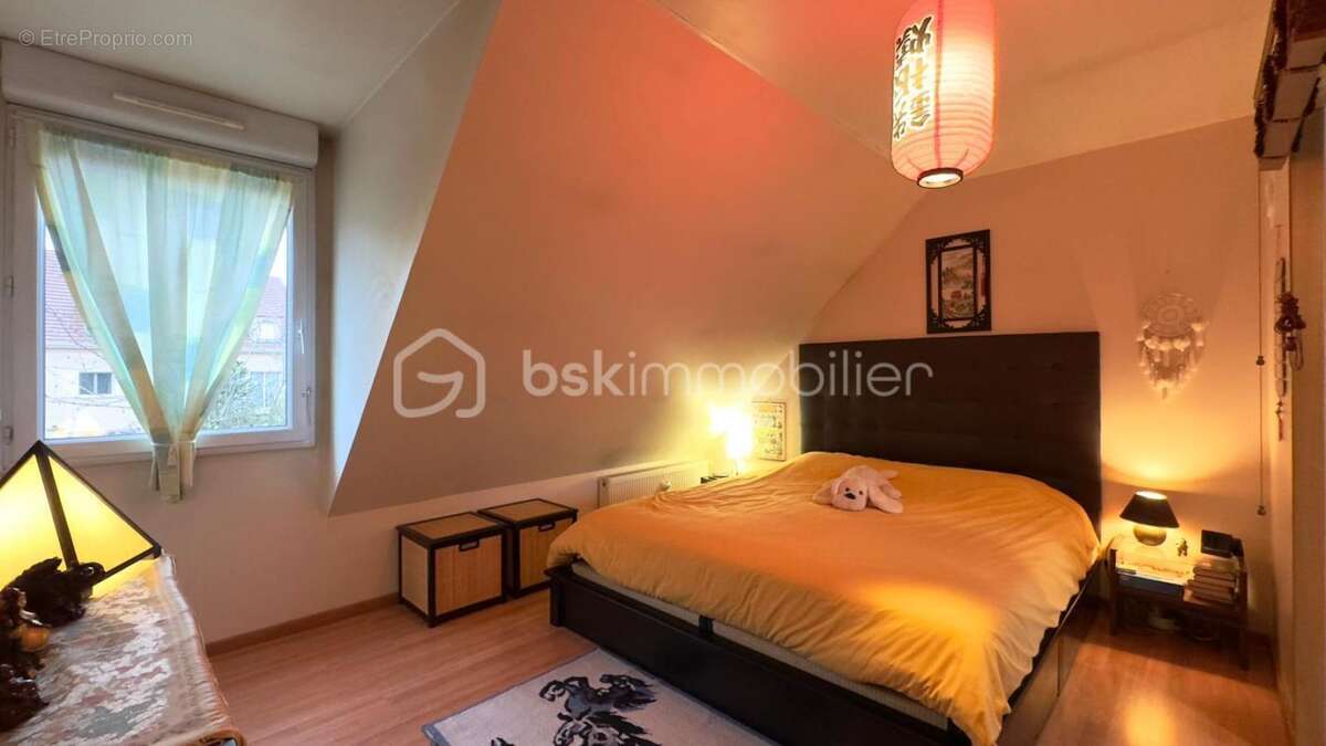 Maison à CHAUCONIN-NEUFMONTIERS