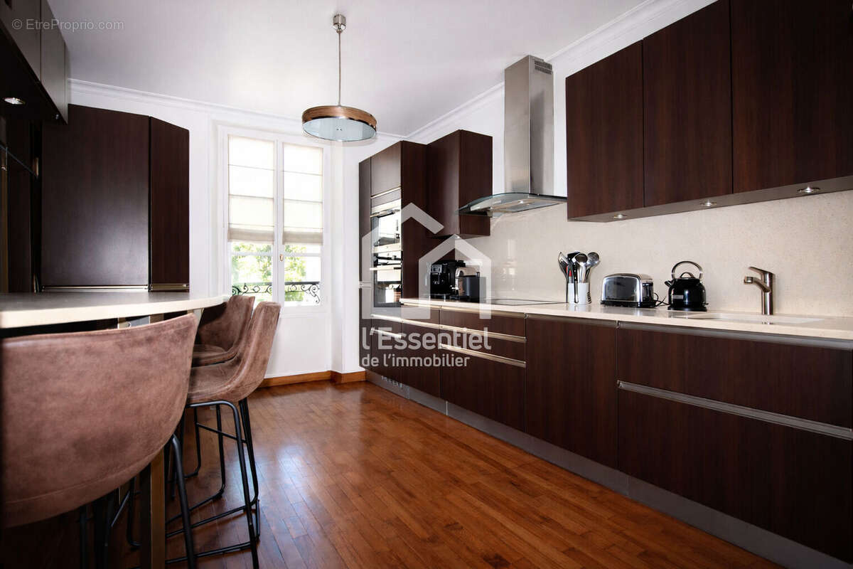 Maison à VERNEUIL-SUR-SEINE