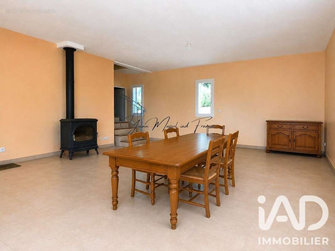 Maison 169 m² à Saint-Jean-Delnous  - photo 8