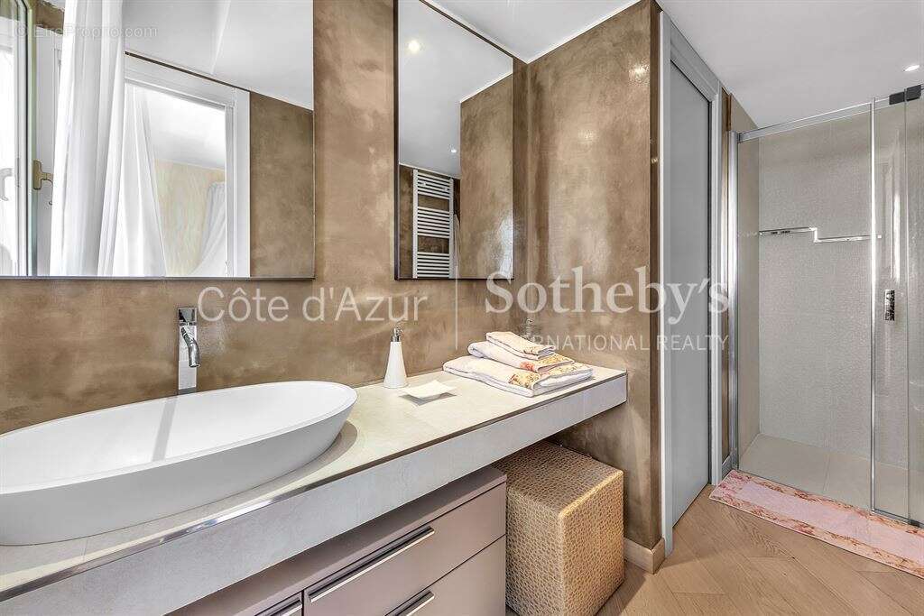 Appartement à SAINT-JEAN-CAP-FERRAT