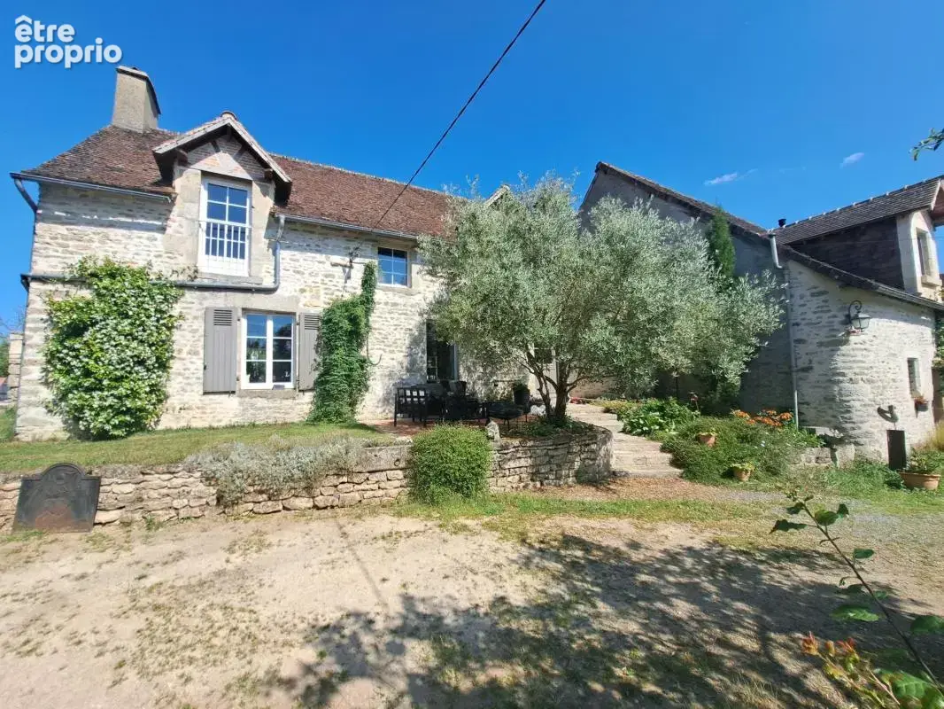 Maison à OISSEAU-LE-PETIT