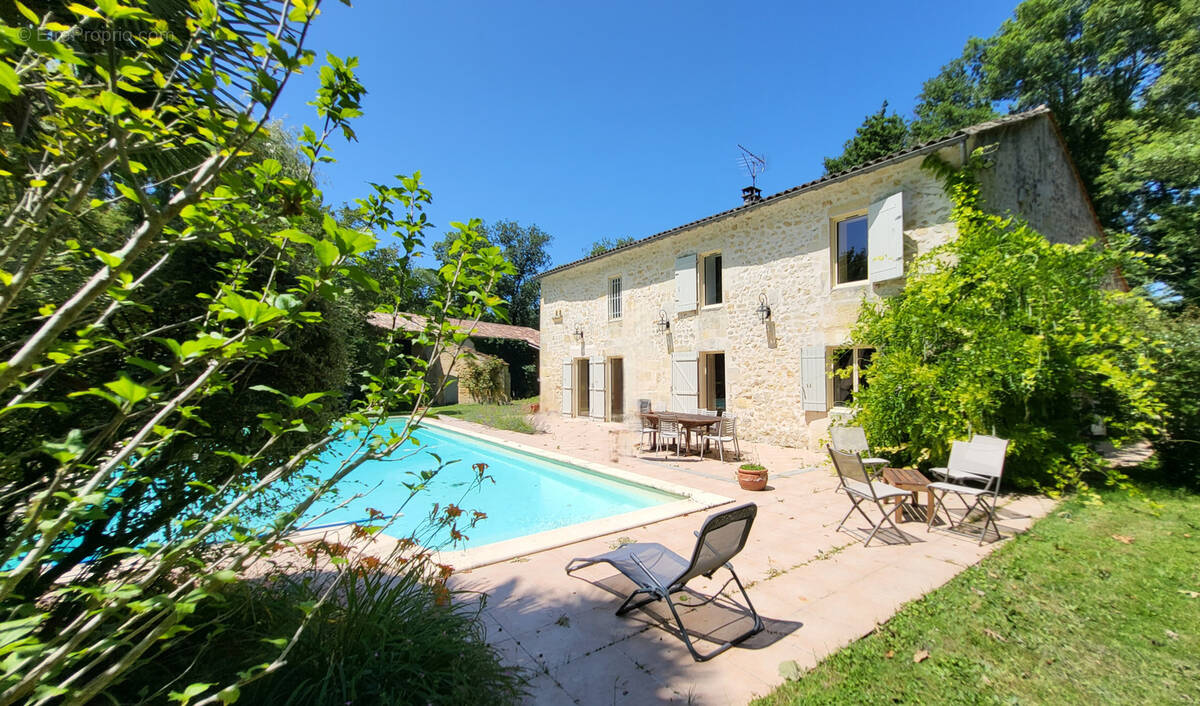 Maison à SAINT-ANDRE-DE-CUBZAC