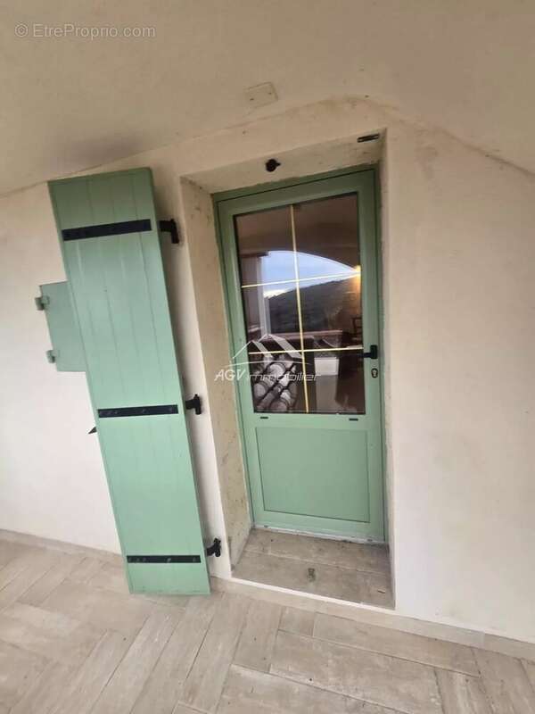 Maison à LES SALLES-DU-GARDON