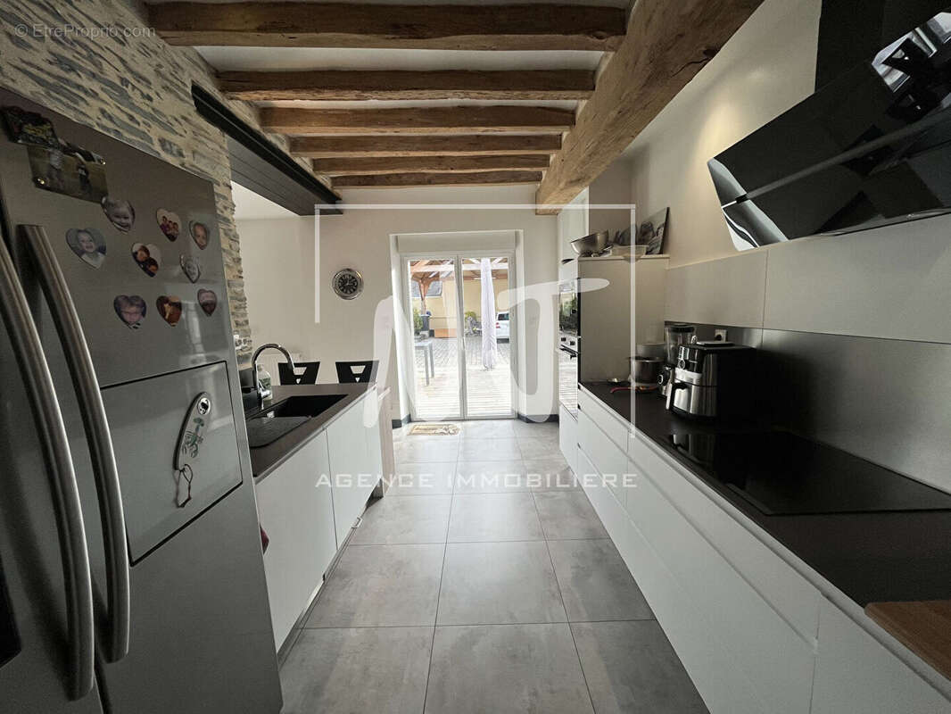 Maison longère renovée à vendre Brain sur l'Authion avec jardin paysagé - photo 5