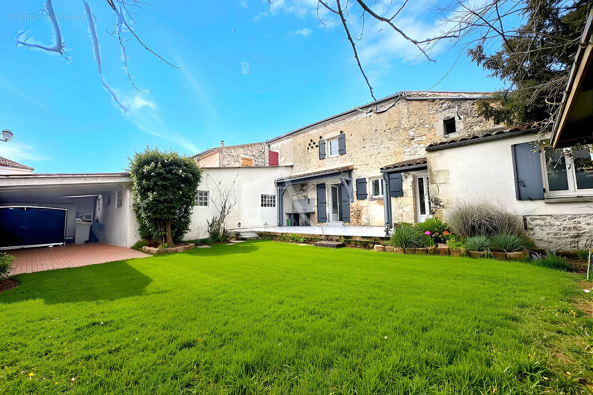 Maison à BREUIL-MAGNE