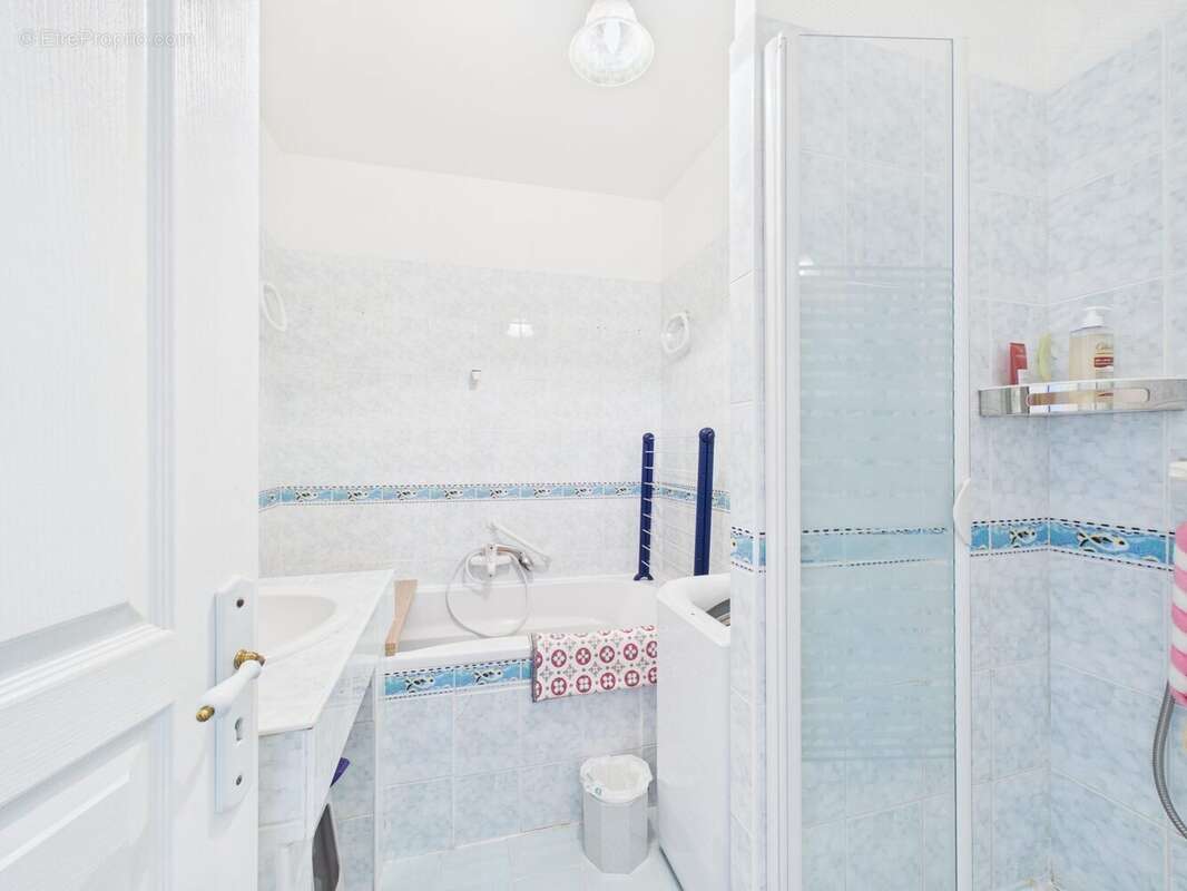 Appartement 96 m² à Avignon  - photo 8