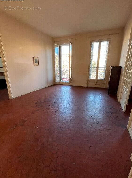 Appartement à MARSEILLE-6E