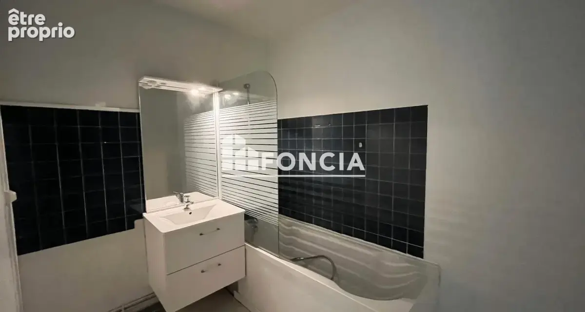 Chatellerault - appartement - 3 chambres - parking - photo 3