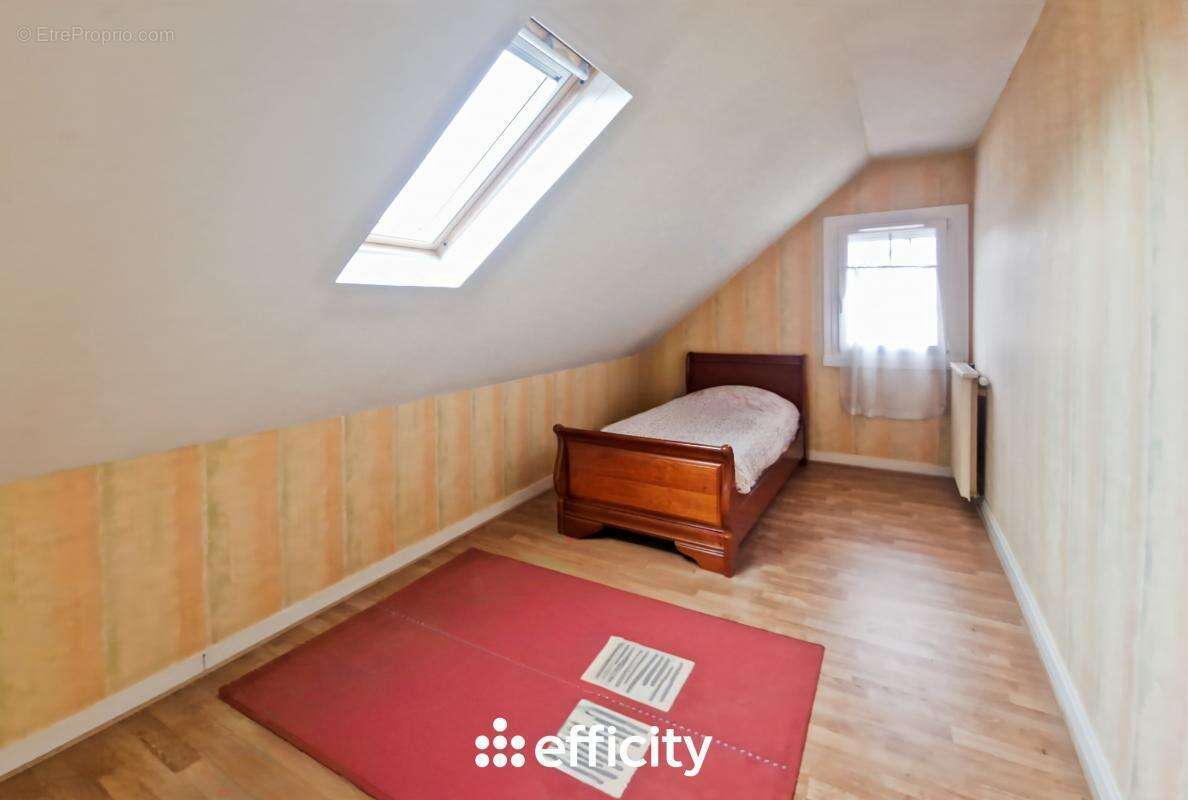 Maison à SUCY-EN-BRIE