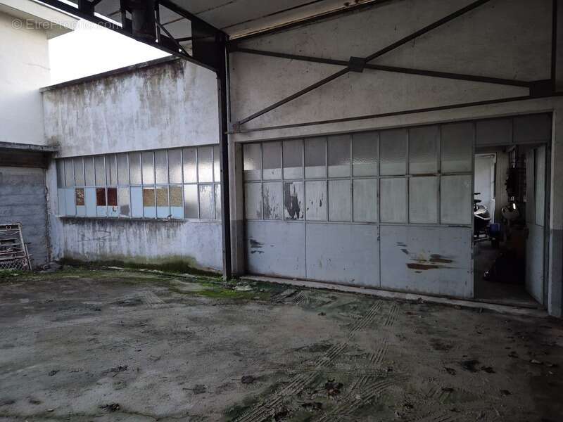 Commerce à ANGOULEME