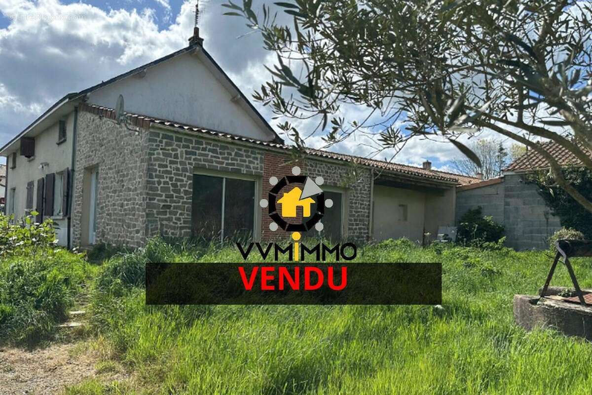 Maison à LE CELLIER