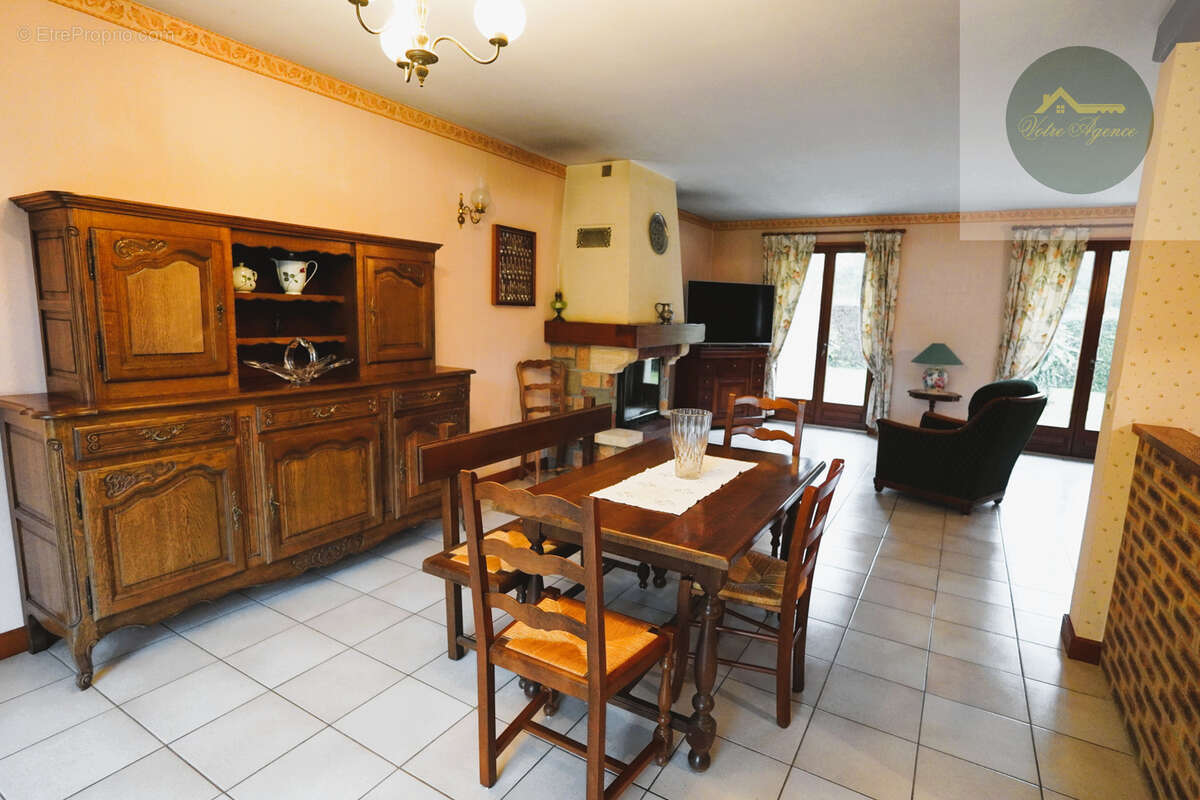 Maison à CHEROY