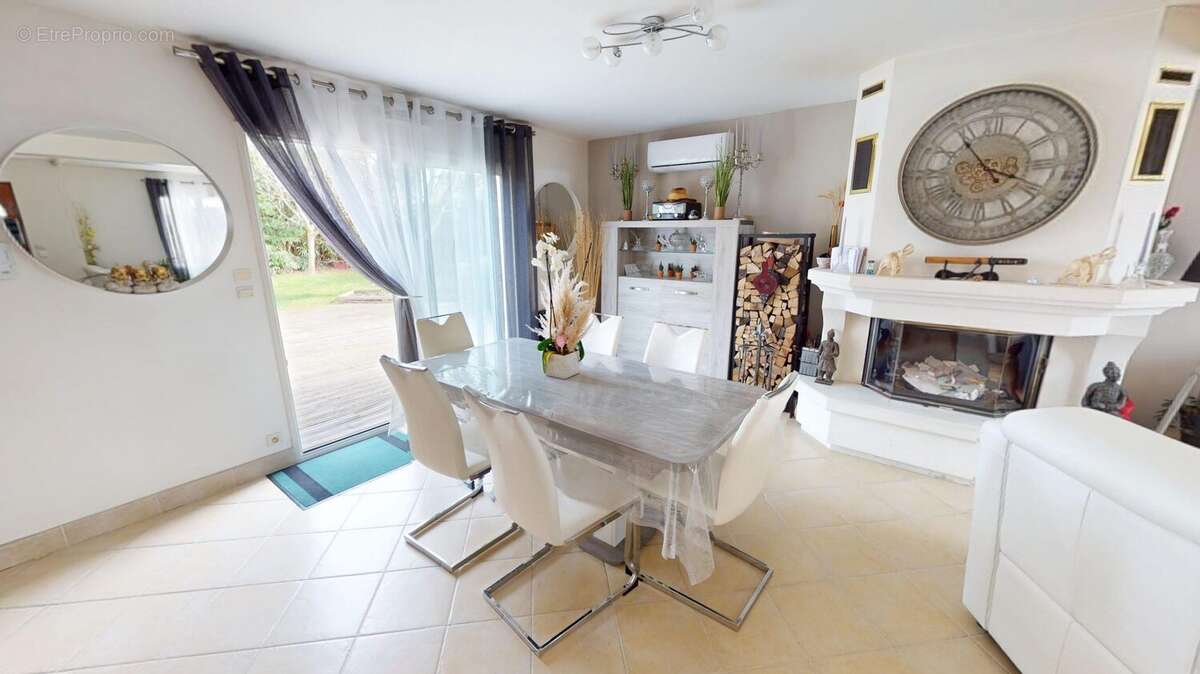 Maison à DOUVRES-LA-DELIVRANDE