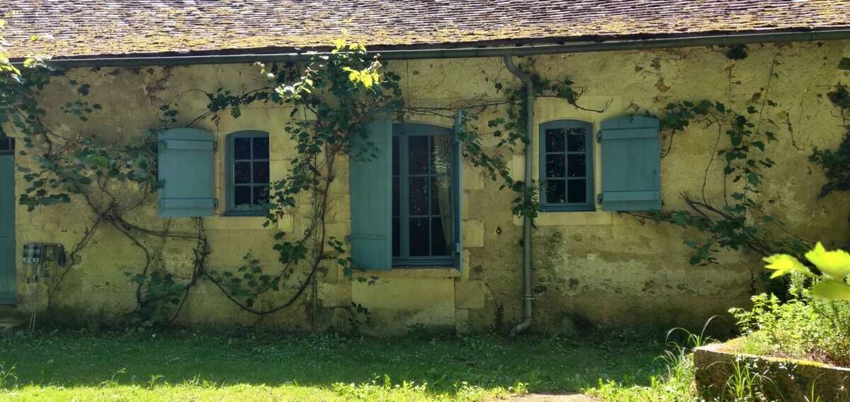 Maison à RUFFEC