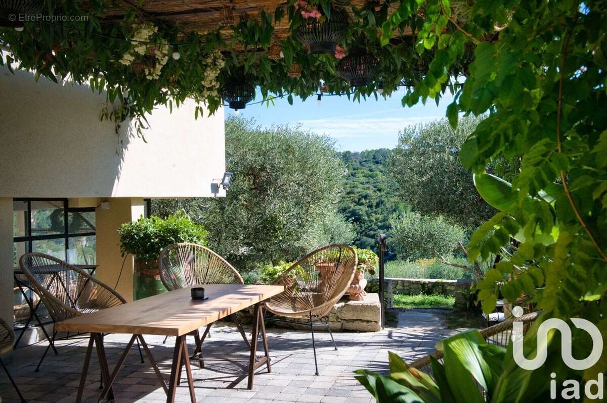 Photo 3 - Maison à UZES