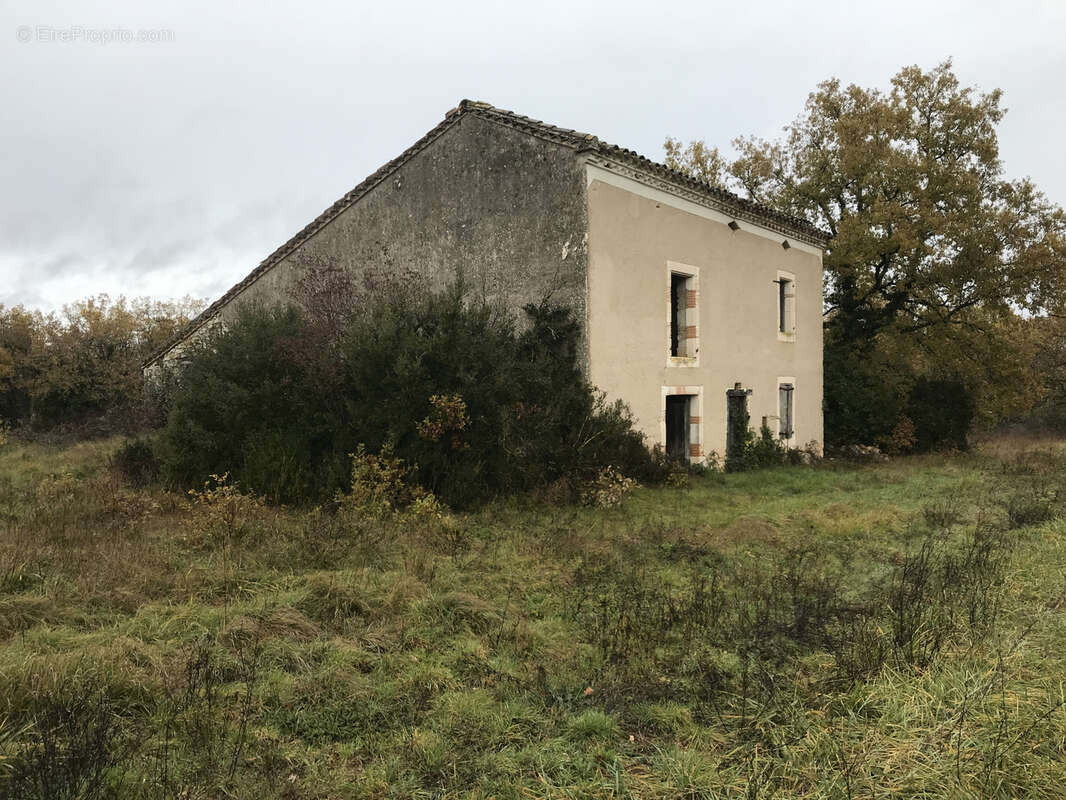 Maison à CESTAYROLS