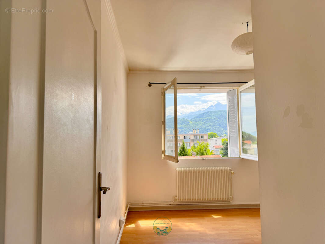 Photo 2 - Appartement à EYBENS