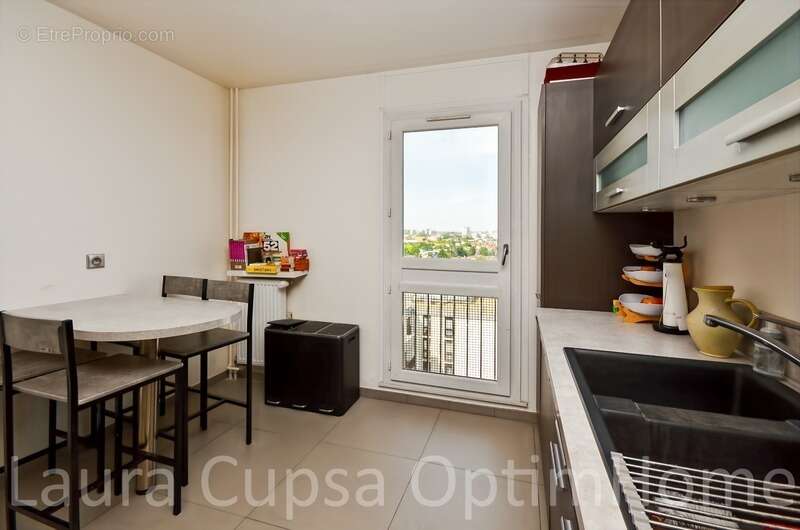 Appartement à BOURG-LA-REINE