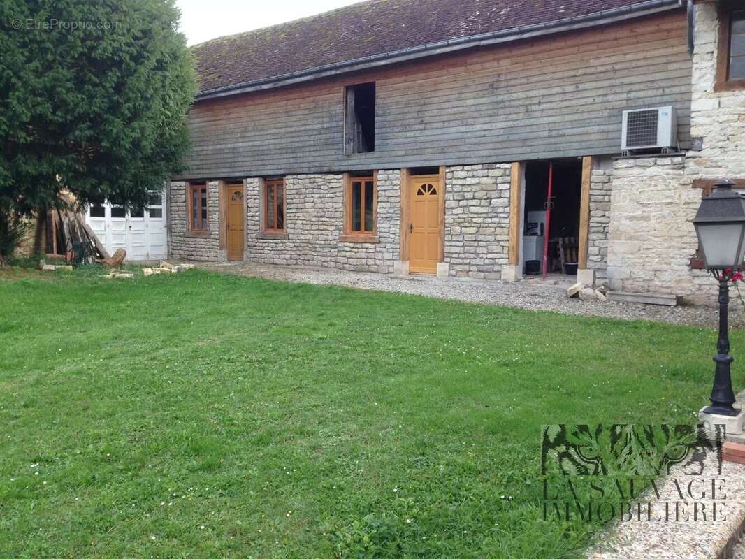 Maison à DIENVILLE