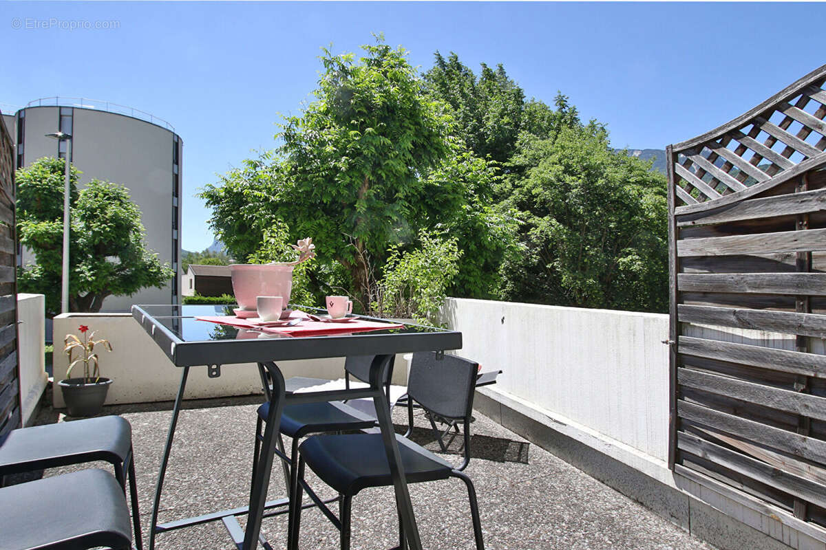 Appartement à SEYSSINET-PARISET