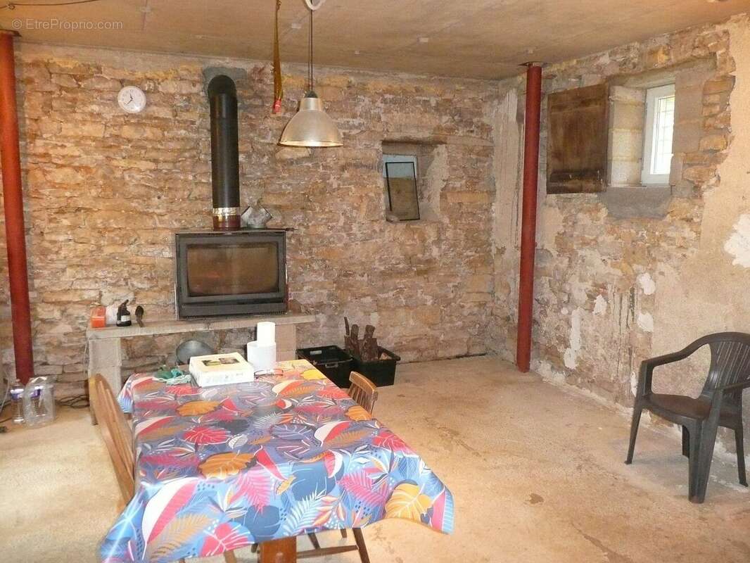 Maison de campagne en pierre avec terrain - photo 9