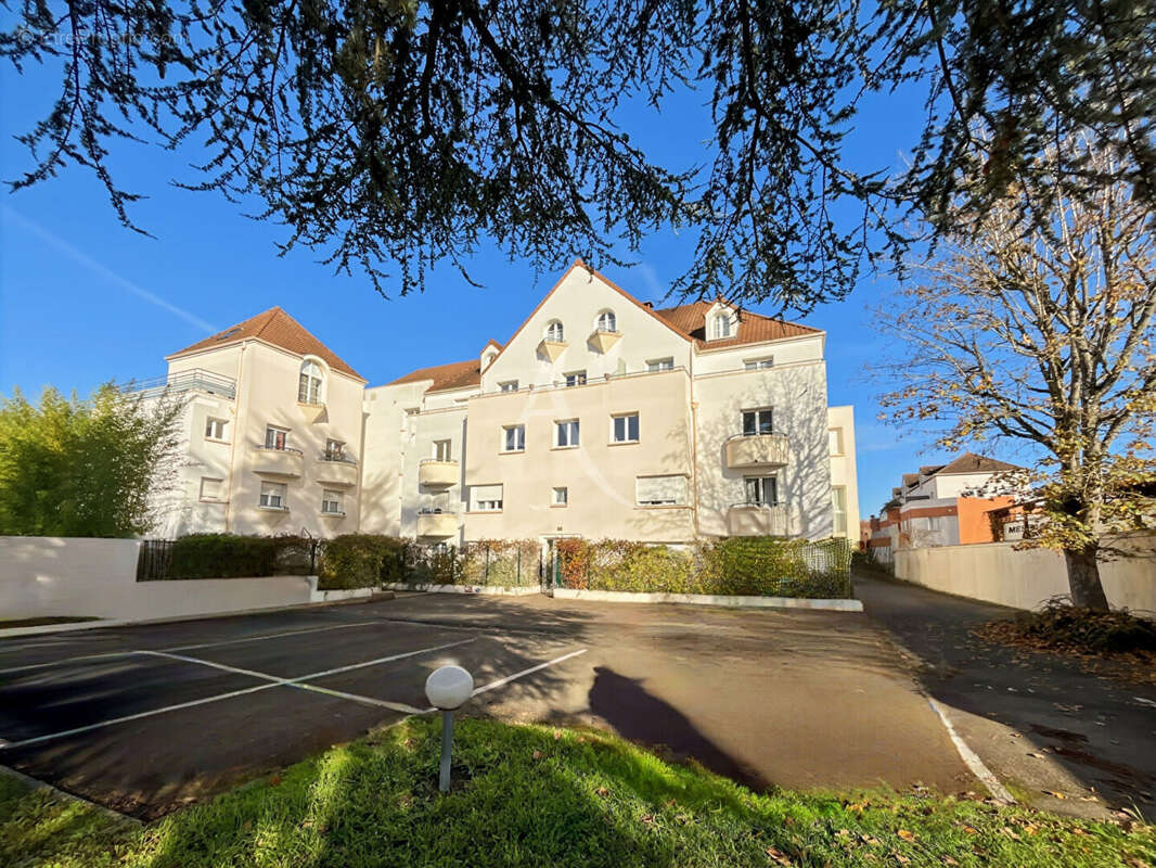 Appartement à MELUN
