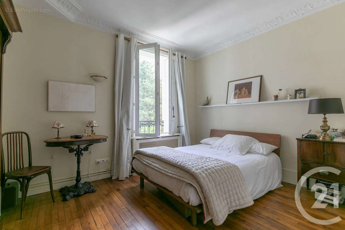 Appartement à SAINT-MAUR-DES-FOSSES